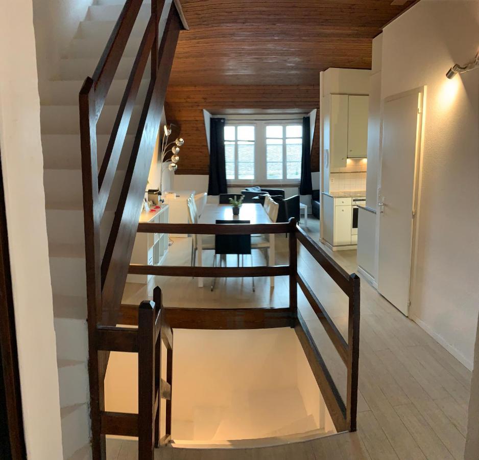 Luxury Duplex Vue Chateau ヌシャテル エクステリア 写真